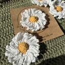 Szydełkowa stokrotka - 10 sztuk - wyjątkowe podziękowanie dla gości Komunijnych