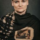 Duży szal PORTRET (100 % pure Silk - żorżeta jedwabna