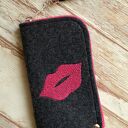 Filcowe etui na telefon - pink lips