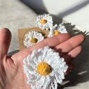 Szydełkowa stokrotka - 10 sztuk - wyjątkowe podziękowanie dla gości Komunijnych