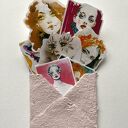 Zestaw 8 naklejek VIBRANT do scrapbooking - ilustracje modowe z kobiecymi portretami (w kopercie z papieru czerpanego)