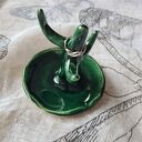 Ceramiczny kaktus na biżuterię - turkusowa podkładka handmade