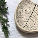 Ceramiczny listek na biżuterię - talerzyk na pierścionki