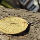 Ceramiczny wisior na szyję - żółta biżuteria handmade