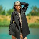 Asymetryczna czarna bluza z kapturem na zamek