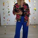 Bomberka oversize z piwoniiami - bluza bez kaptura