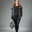 Bluza Saloni Mini ze stójką - ręcznie robiona, z kapturem i pojemnymi kieszeniami
