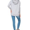 Sportowa bluza z kapturem typu kimono - jasnoszary