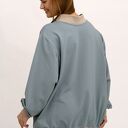 Bluza Comfort niebieska OVERSIZE do V z dekoltem w serek (ręczne szycie)