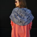 Długa bluza oversize z ogromnym kapturem w kolorze koralowym, asymetryczna, na suwak M