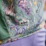 Pastelowa damska - Flora z nadrukiem bluza w kwiaty