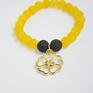 Bracelet by SIS: złoty kwiat w żółtym jadeicie bransoletka