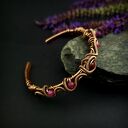 Miedziana bransoleta cuff z różowym turmalinem