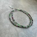 zielona roślinna nitka