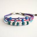 Kolorowa bransoletka handmade ze sznurków i drewnianych koralików
