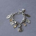 Bransoletka w stylu BOHO z charms'ami uroczy prezent dla niej:)