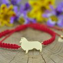 Bransoletka z psem Sheltie - srebro 925 pozłacane i czerwona makrama