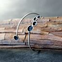 Delikatna organiczna bransoletka z oksydowanego srebra 925 - karborund