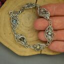 Regulowana bransoletka z kolorowymi labradorytami - wire wrapping ze stali chirurgicznej