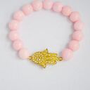 Bracelet by SIS: złota hamsa w jasno różowym marmurze