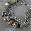 Srebrna bransoletka z fuchsytem, rubinem i szafirem