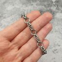 Bransoletka chainmaille - ażurowe koła ze stali szlachetnej