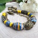 Ceramiczna bransoletka z niebieskimi i żółtymi akcentami c653