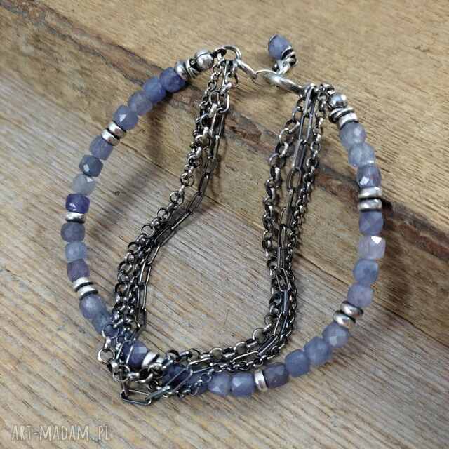 Bransoletka z tanzanit z łańcuszkami