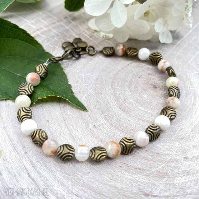 Bransoletka retro w pastelowych odcieniach w205