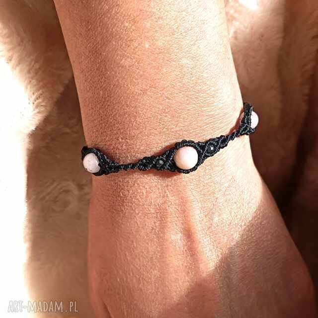 TRIO opal w makramie czarna bransoletka pleciona z kamieniami naturalnymi