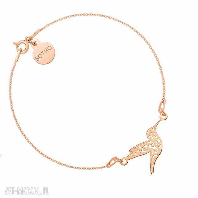 Bransoletka z różowego złota z konikiem morskim