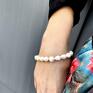 naturalna perła hodowlana artystyczna bransoletka z białymi perłami i elegancka