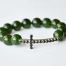 Bracelet by SIS: cyrkoniowy krzyż w ciemno zielonych kamieniach jadeit kamienie
