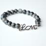 Bracelet by SIS: srebrny napis love w kamieniach miłość