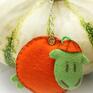 Pomarańczowo zielona owieczka dla amatorów dyni! Listopadowa, halloweenowa, jesienna. Miękki brzuszek około 6cm i dyniowa