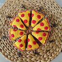 Szydełkowy breloczek Pizza Pepperoni