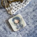 Brelok do kluczy Wróżka Flora - drewniana zawieszka handmade
