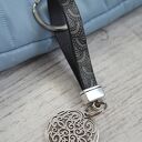Skórzany brelok do kluczy orient waves black