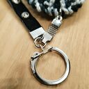 Zawieszka szydełkowa biało-czarna z ornamentem (KR/21/26)