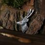 srebrne broszki jeleń - pin z jeleniem szlachetnym. jest symbolem biżuteria