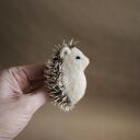 Jeżyk - filcowana broszka