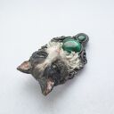 Broszka-wisiorek z kotem i malachitem