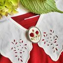 Broszka haftowana Bordowe róże ogrodowe