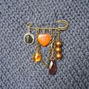 Broszka niezwykła na agrafce w stylu Boho handmade z sercem z jaspisu unikat