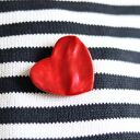 Ceramiczna czerwona broszka serce