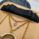 Broszka kokarda czarna z księżycem