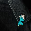 Przypinka pin z syrenką