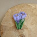 Krokusy - broszka filcowana