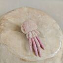 Pastelowa meduza - broszka filcowana