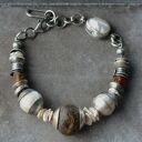 srebrna bransoletka z surowym bursztynem i perłami barokowymi